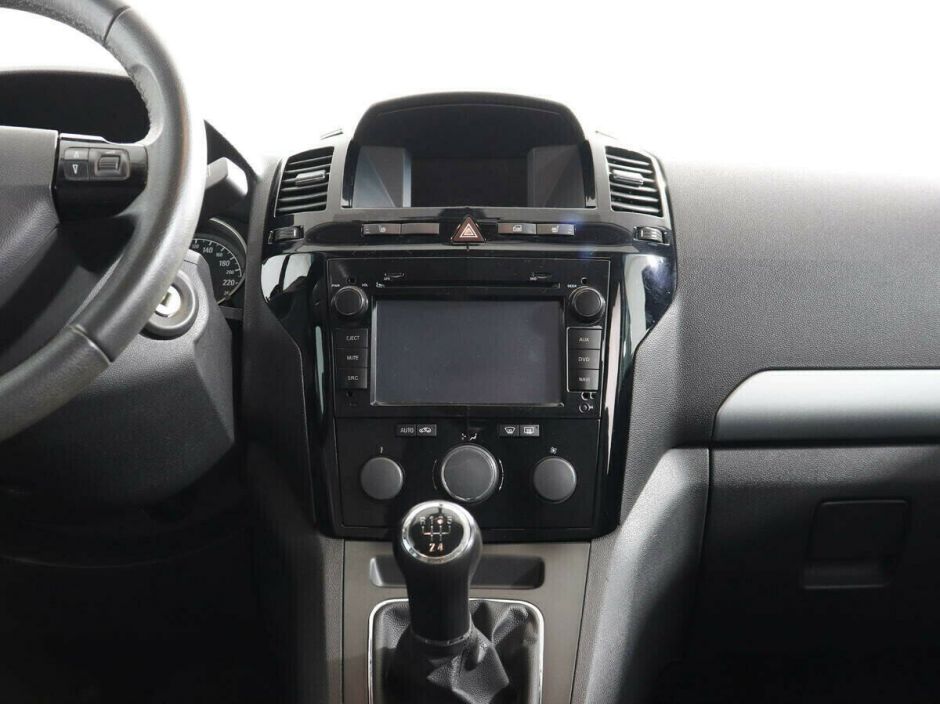 Opel Zafira, 1.8 л, МТ, 2011 фото 7