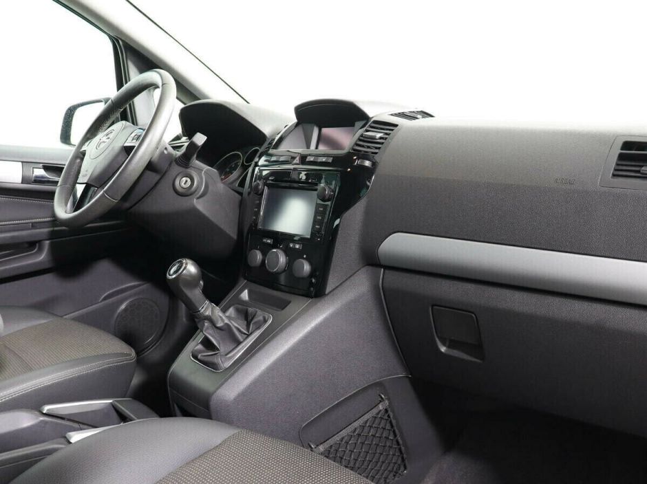Opel Zafira, 1.8 л, МТ, 2011 фото 2