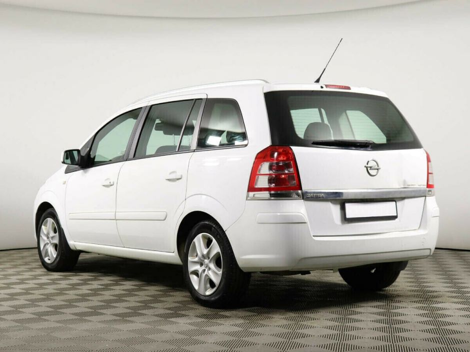 Opel Zafira, 1.8 л, МТ, 2013 фото 6