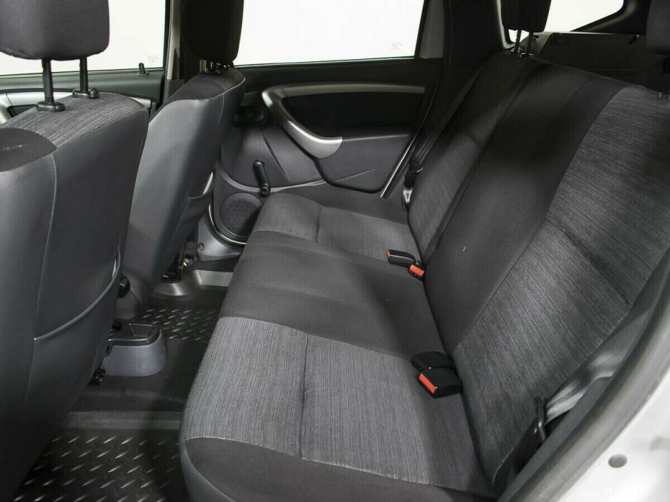 Renault Duster, 1.6 л, МТ, 2012 фото 2