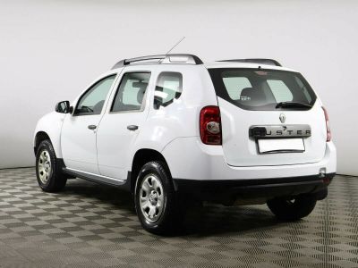 Renault Duster, 1.6 л, МКПП, 2013 фото 6