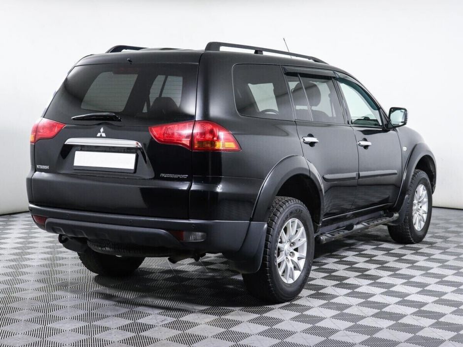 Mitsubishi Pajero Sport, 2.5 л, АТ, 2012 фото 4