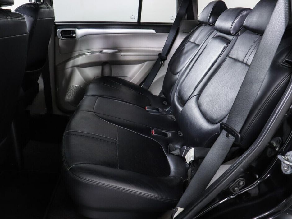 Mitsubishi Pajero Sport, 2.5 л, АТ, 2012 фото 1