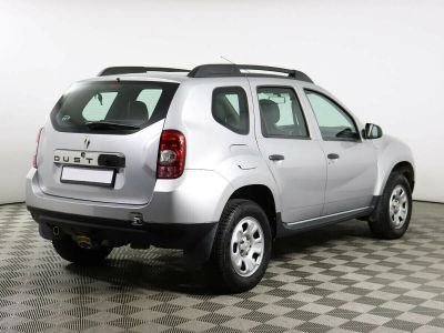 Renault Duster, 1.6 л, МКПП, 2015 фото 5