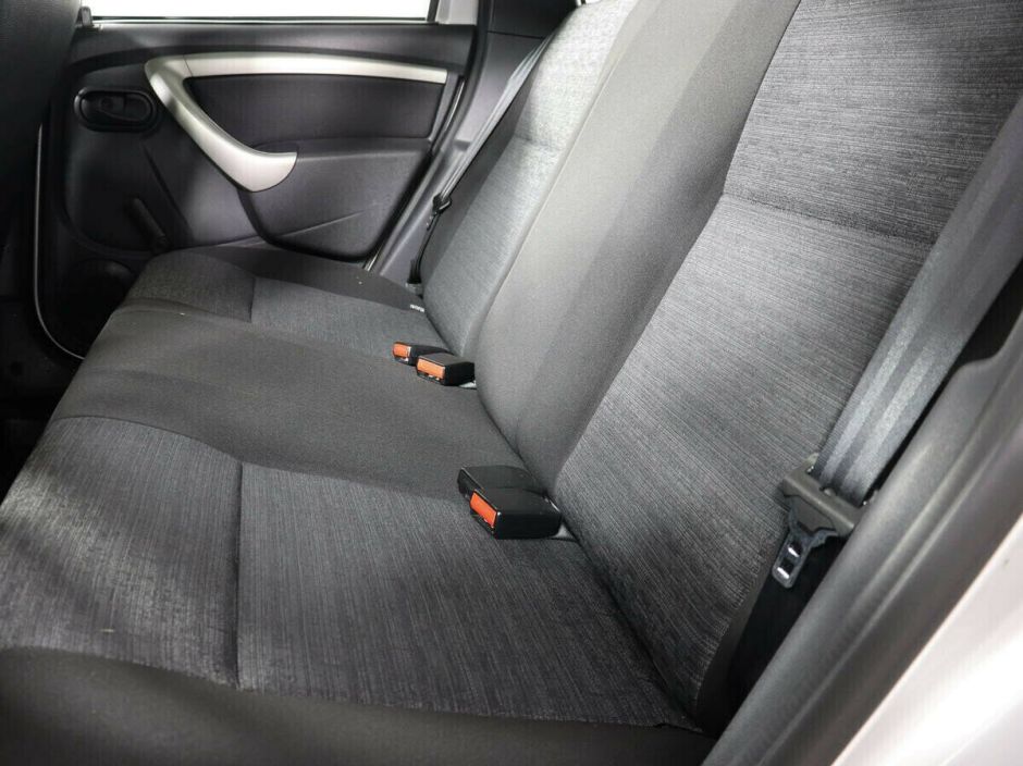 Renault Duster, 1.6 л, МТ, 2015 фото 1