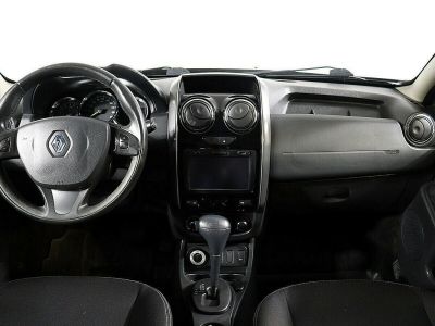 Renault Duster, 2.0 л, АКПП, 2015 фото 2