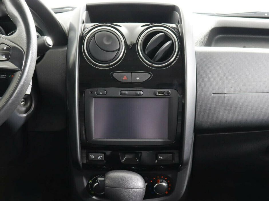 Renault Duster, 2.0 л, АТ, 2016 фото 7