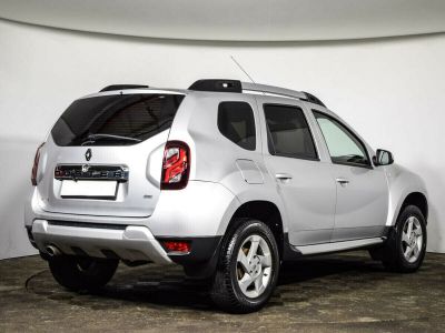 Renault Duster, 2.0 л, АКПП, 2016 фото 5