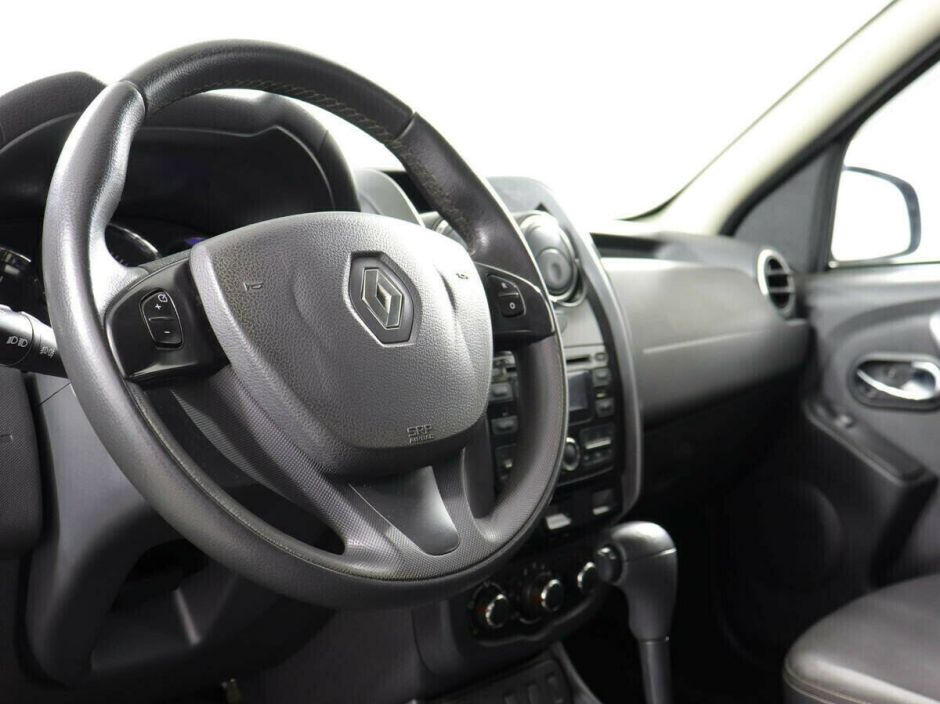 Renault Duster, 2.0 л, АТ, 2016 фото 2