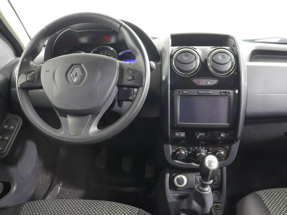 Renault Duster, 2.0 л, МТ, 2015 фото 8
