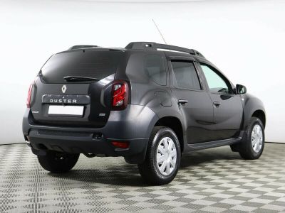 Renault Duster, 1.6 л, МКПП, 2019 фото 5