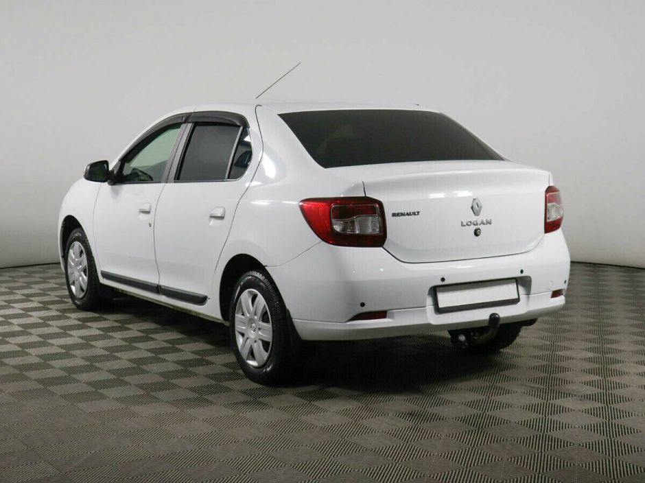Renault Logan, 1.6 л, МТ, 2015 фото 6