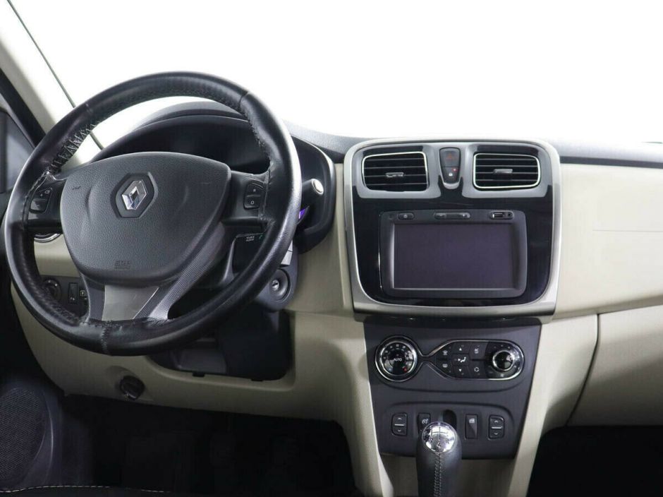 Renault Logan, 1.6 л, МТ, 2015 фото 8