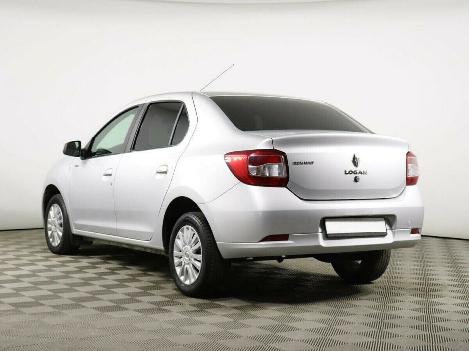 Renault Logan, 1.6 л, АТ, 2015 фото 6