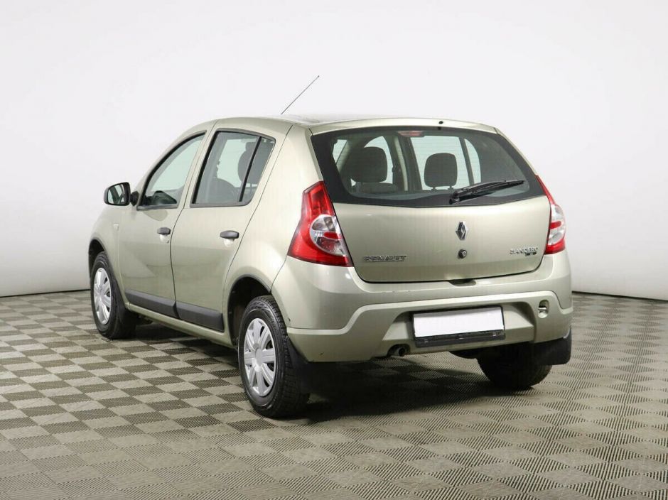 Renault Sandero, 1.6 л, МТ, 2013 фото 6