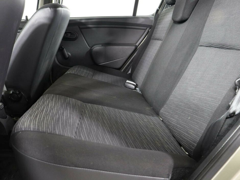 Renault Sandero, 1.6 л, МТ, 2013 фото 1