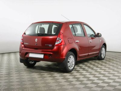 Renault Sandero, 1.6 л, АКПП, 2013 фото 5