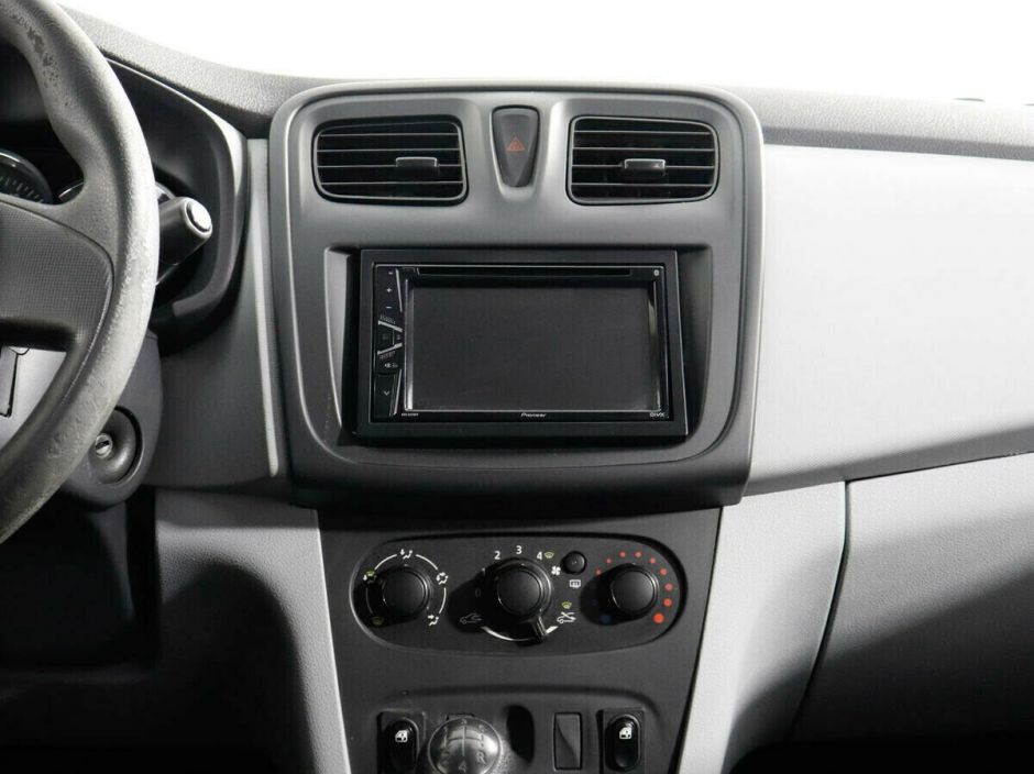 Renault Sandero, 1.2 л, МТ, 2015 фото 7