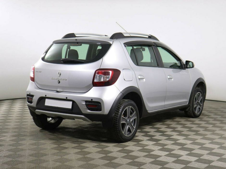 Renault Sandero, 1.6 л, АТ, 2016 фото 5