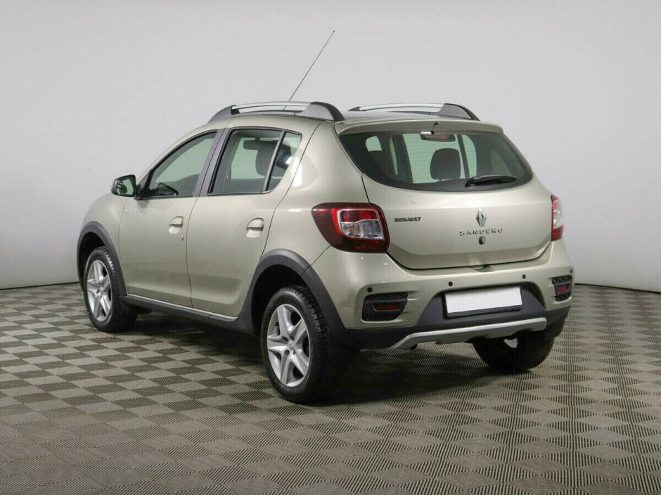 Renault Sandero, 1.6 л, АТ, 2017 фото 6