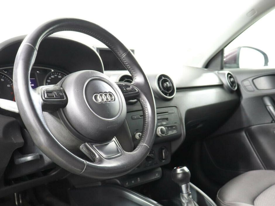 Audi A1, 1.4 л, Робот, 2012 фото 2