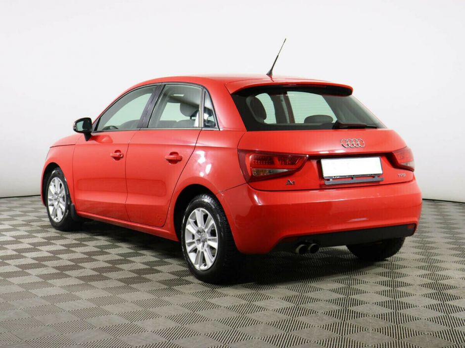 Audi A1, 1.4 л, Робот, 2013 фото 6