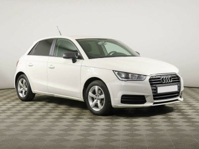 Audi A1, 1.4 л, РКПП, 2016 фото 4