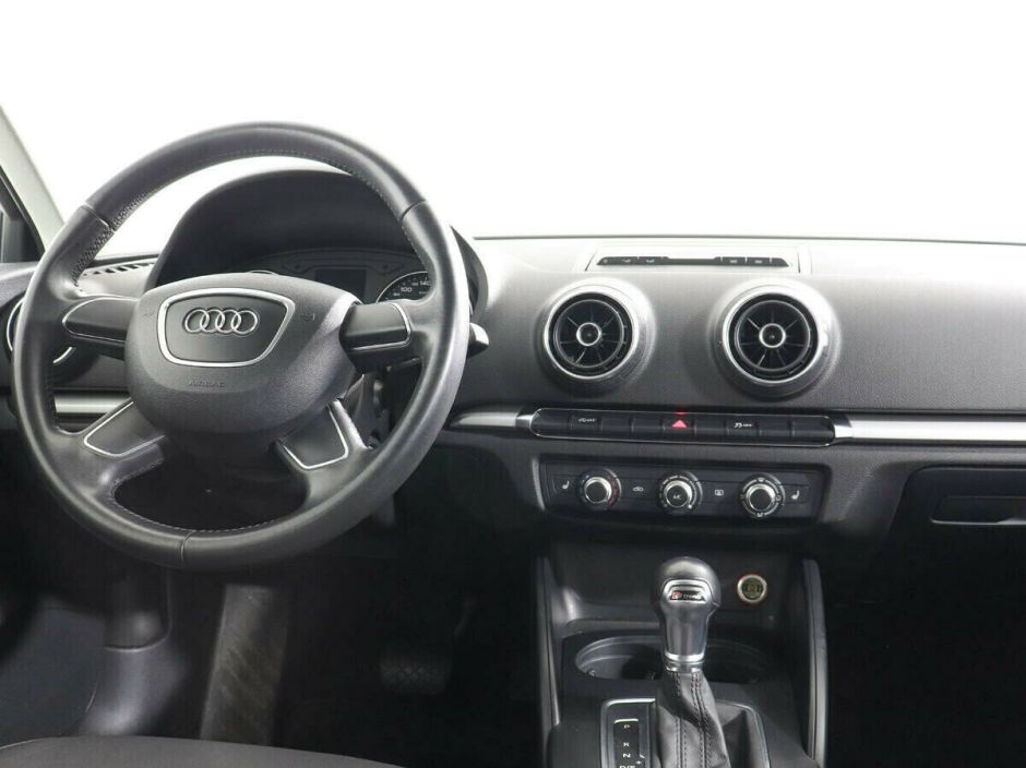 Audi A3, 1.4 л, Робот, 2013 фото 8