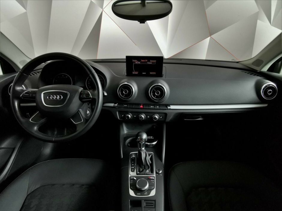 Audi A3, 2.0 л, Робот, 2013 фото 10