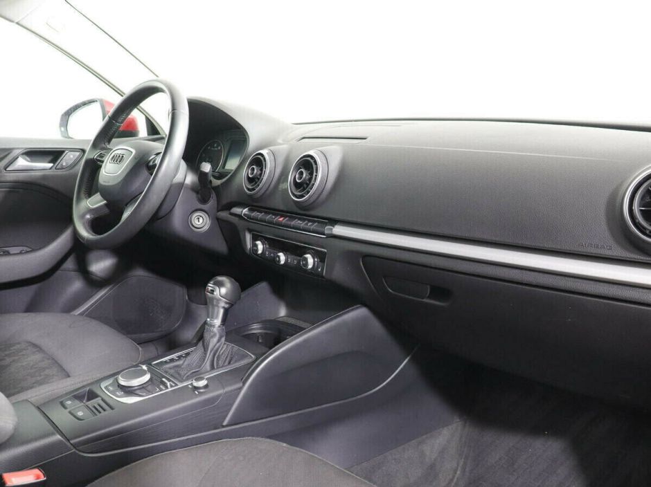 Audi A3, 1.4 л, Робот, 2013 фото 2