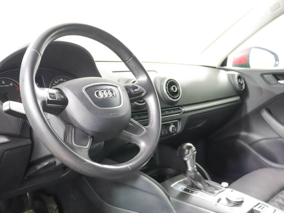 Audi A3, 1.4 л, Робот, 2013 фото 1