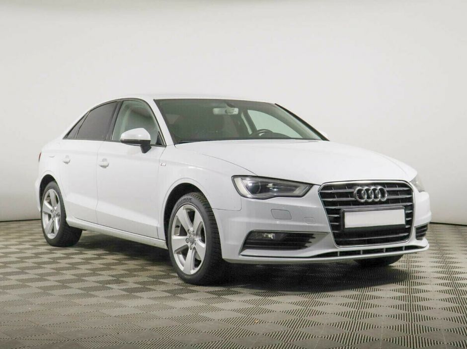 Audi A3, 1.4 л, Робот, 2014 фото 4