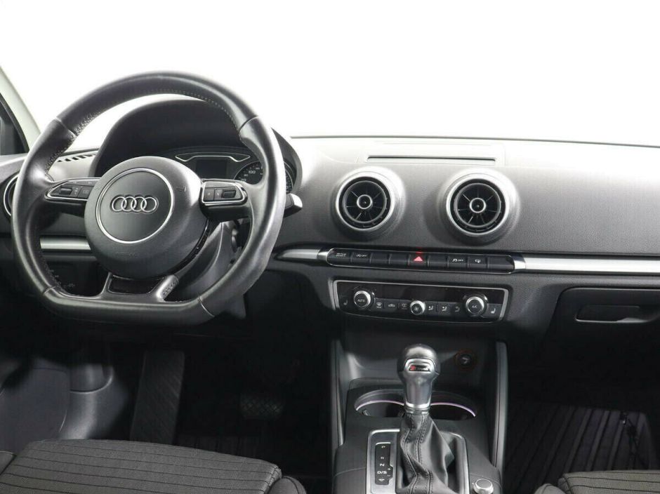 Audi A3, 1.4 л, Робот, 2014 фото 8
