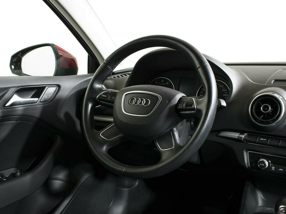 Audi A3, 1.4 л, Робот, 2014 фото 7