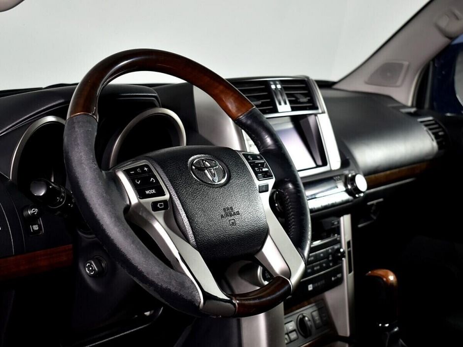 Toyota Land Cruiser Prado, 4.0 л, АТ, 2010 фото 7