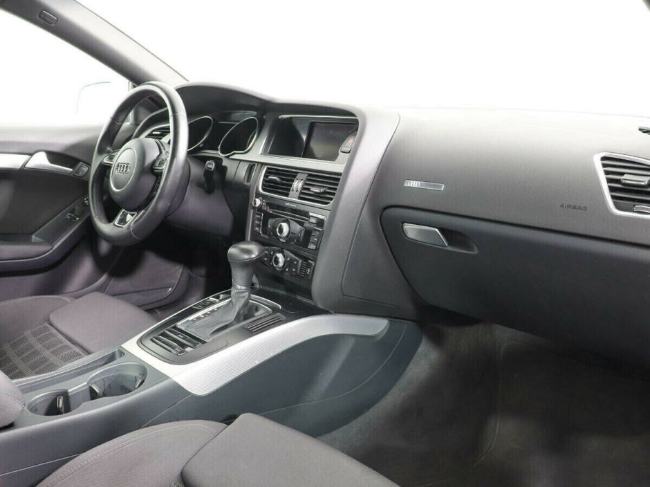 Audi A5, 1.8 л, Вариатор, 2013 фото 2