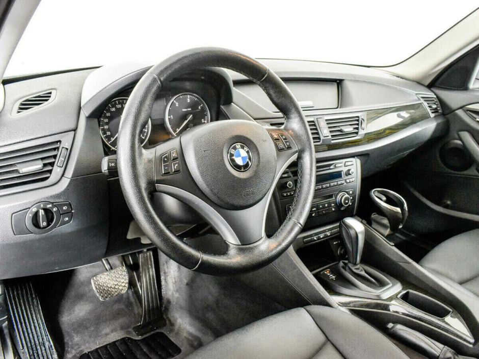 BMW X1, 2.0 л, АТ, 2012 фото 2
