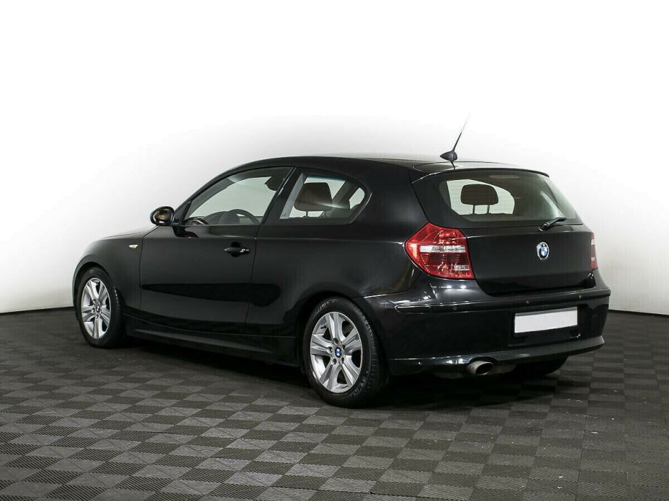 BMW 1 серии, 2.0 л, АТ, 2009 фото 6