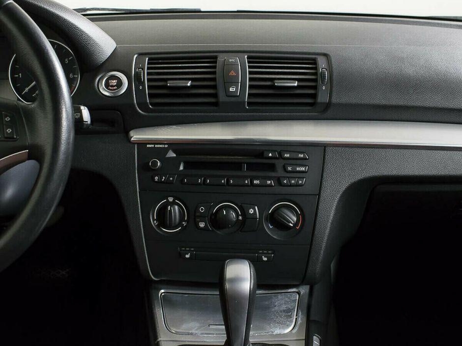 BMW 1 серии, 2.0 л, АТ, 2009 фото 2