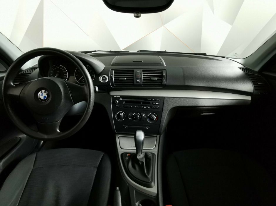 BMW 1 серии, 1.6 л, АТ, 2009 фото 9