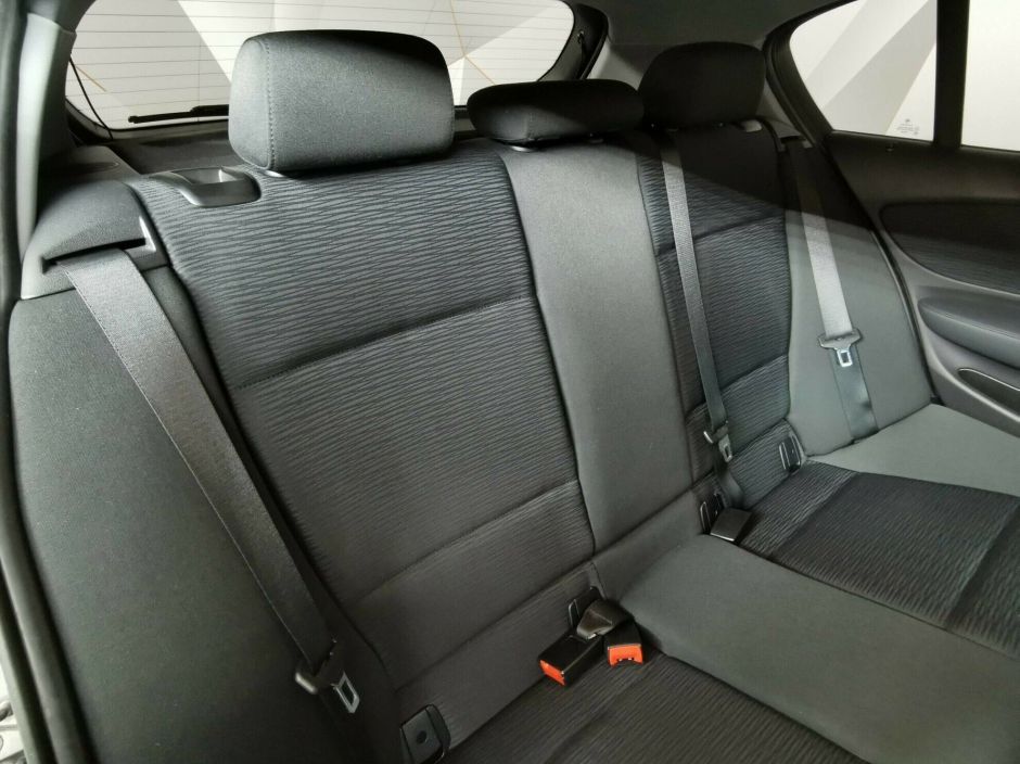 BMW 1 серии, 1.6 л, АТ, 2009 фото 1