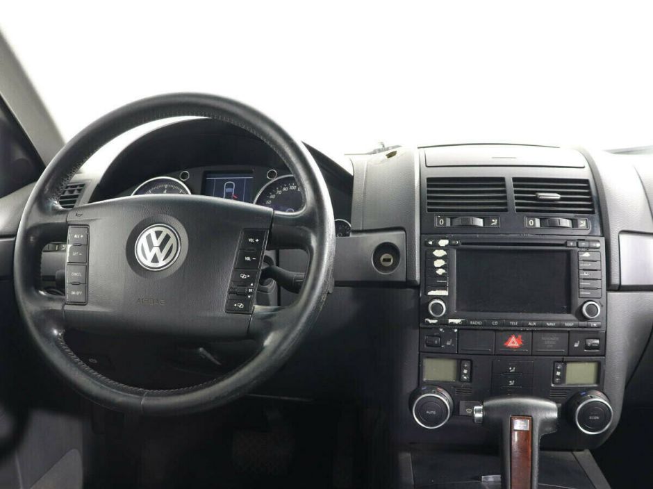 Volkswagen Touareg, 3.2 л, АТ, 2006 фото 8