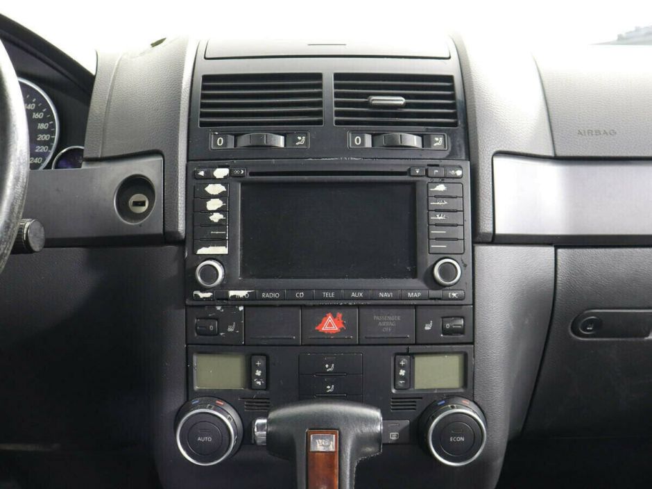 Volkswagen Touareg, 3.2 л, АТ, 2006 фото 1