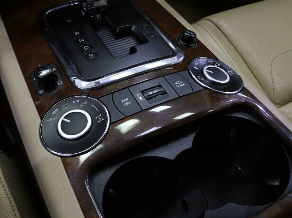 Volkswagen Touareg, 3.0 л, АТ, 2009 фото 11