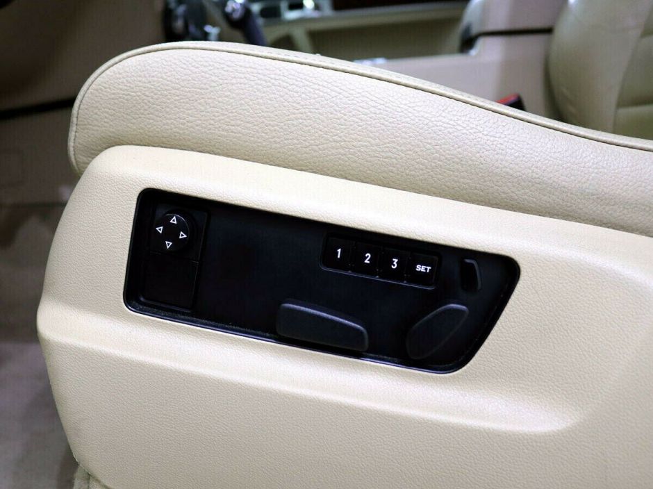 Volkswagen Touareg, 3.0 л, АТ, 2009 фото 13