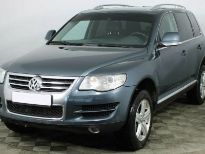 Volkswagen Touareg, 4.2 л, АКПП, 2010 фото 3