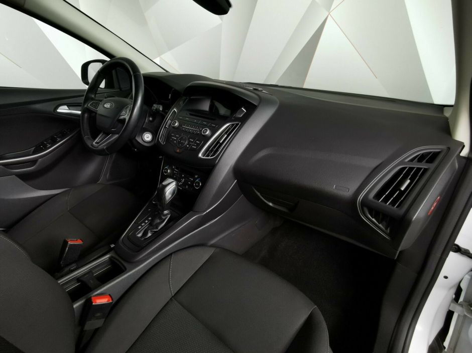 Ford Focus, 1.6 л, Робот, 2017 фото 7