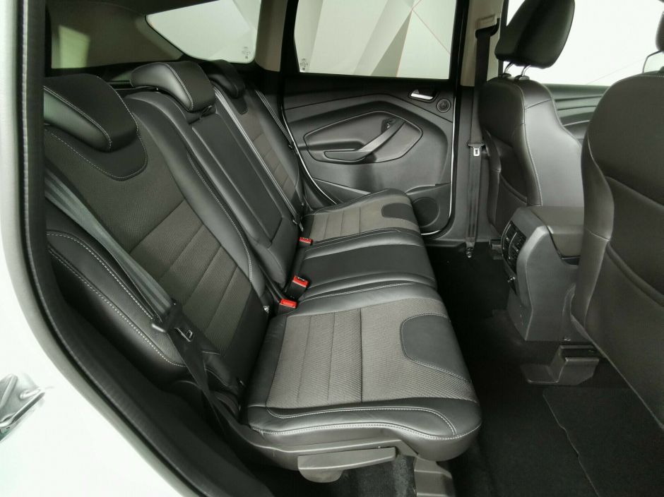 Ford Kuga, 2.0 л, Робот, 2015 фото 1