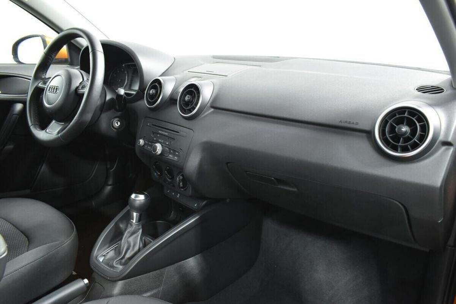 Audi A1, 1.4 л, МТ, 2013 фото 2