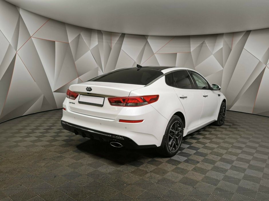 Kia Optima, 2.0 л, АТ, 2018 фото 4